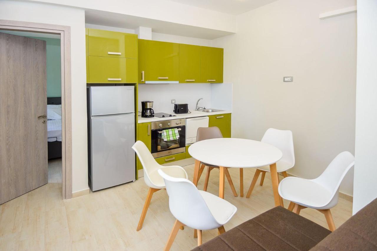 Tzogias Apartments Pan لاسي المظهر الخارجي الصورة